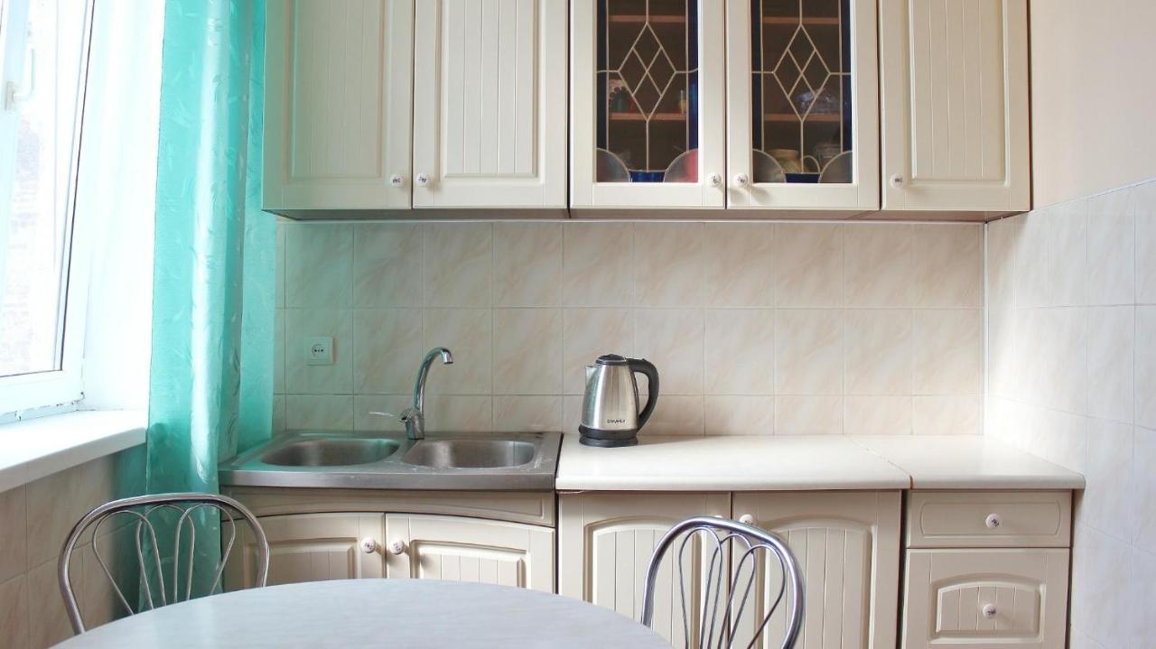 Квартира Подобово Біля Форуму Високий Замок Вулиця Хмельницького 61 Lviv Exteriör bild